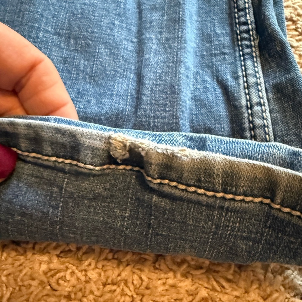 Wrangler Women's Flare Jeans in Faded Blue - Picture 3 of 7